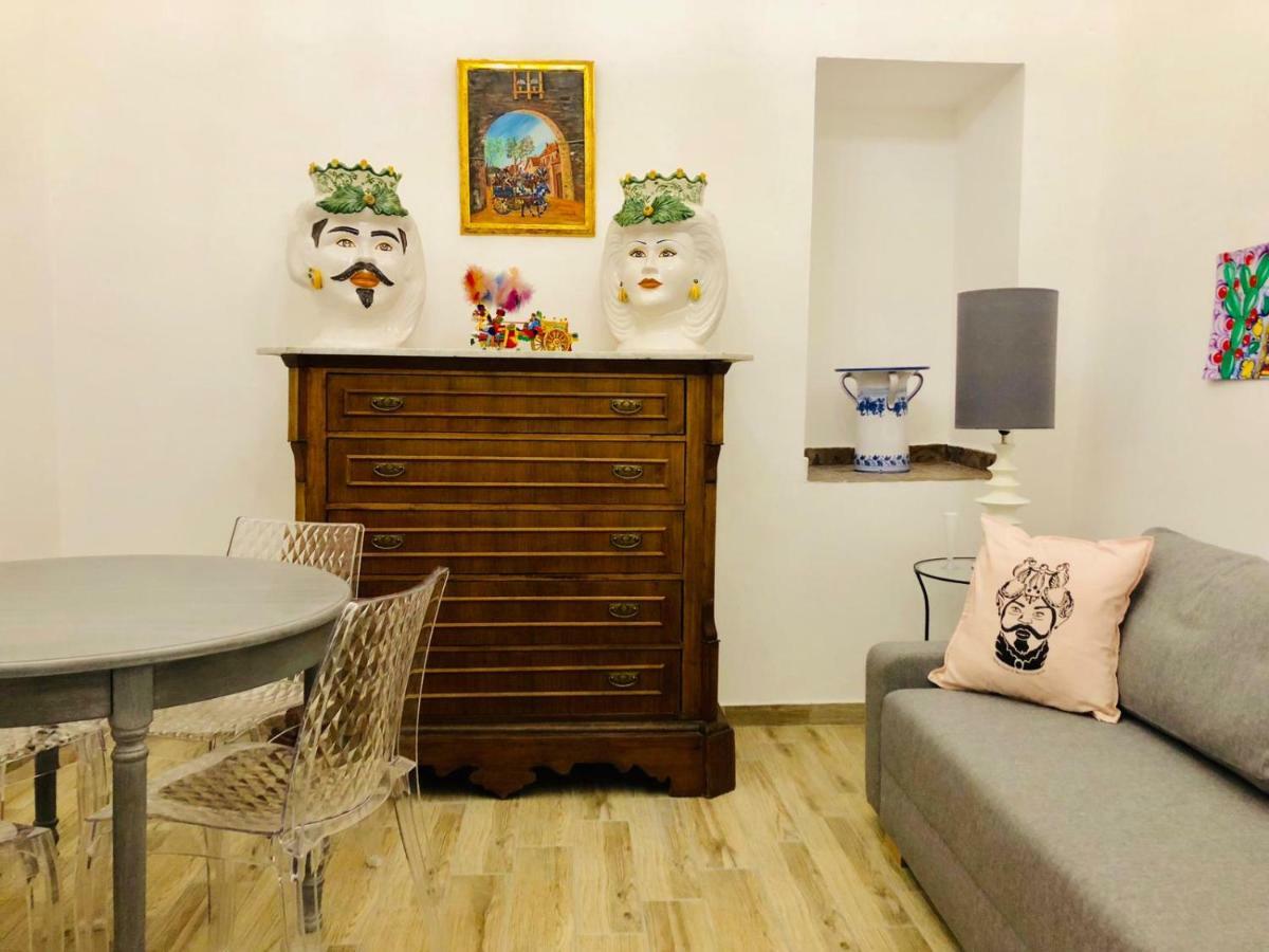 קטאניה Mamarico' Apartament מראה חיצוני תמונה